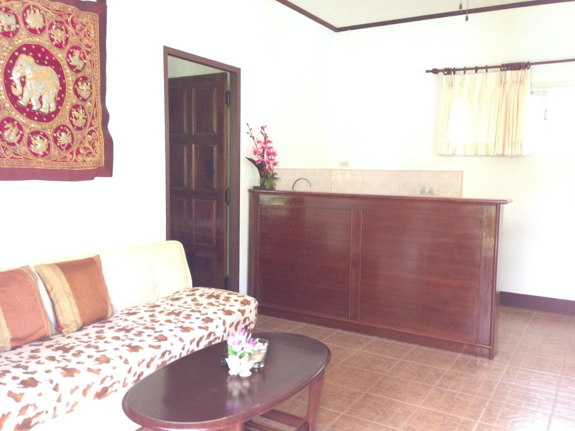Loma Resort Khao Lak Exterior photo