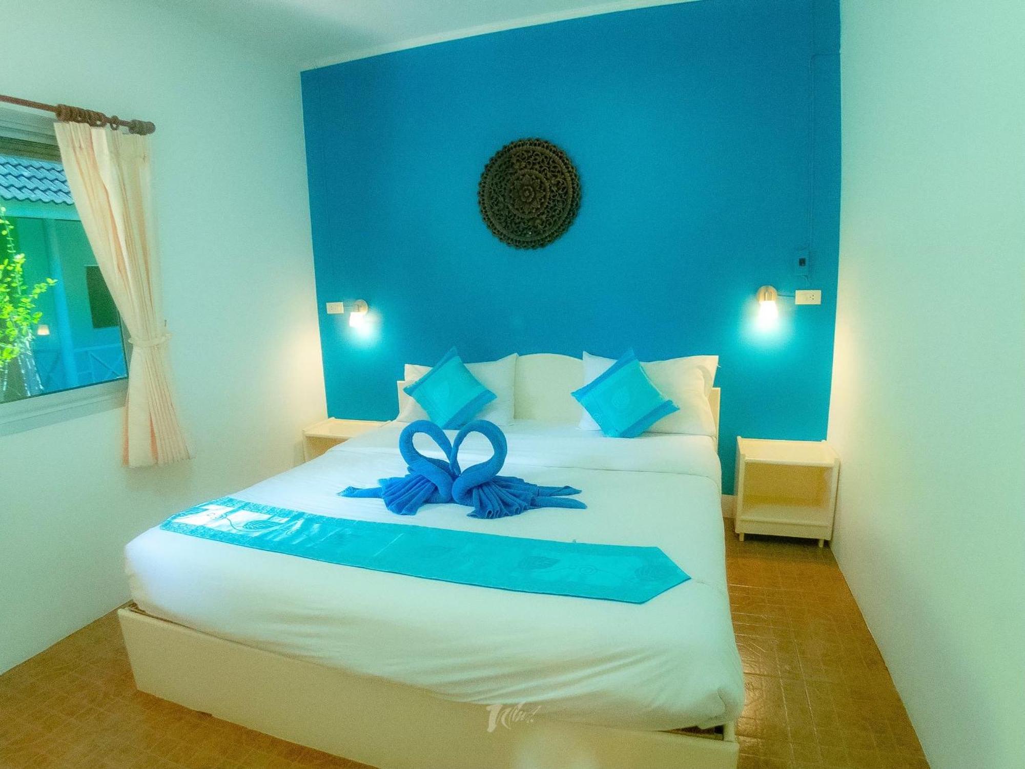 Loma Resort Khao Lak Exterior photo