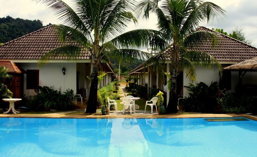 Loma Resort Khao Lak Exterior photo
